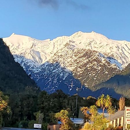 Villa Kea Retreat Franz Josef Esterno foto